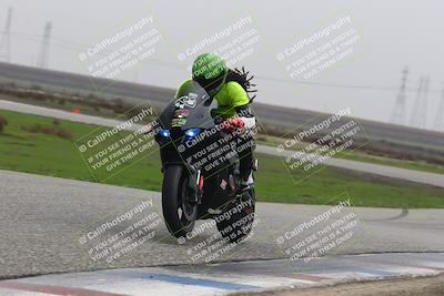 media/Nov-30-2025-TrackDaz (Sun) [[d8b22663df]]/B Group/Session 5 (Wheelie Bump)/